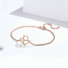 Load image into Gallery viewer, Evelyn original cute cat bracelet rose gold plated sterling silver S925 bracelet European and American popular female jewelry