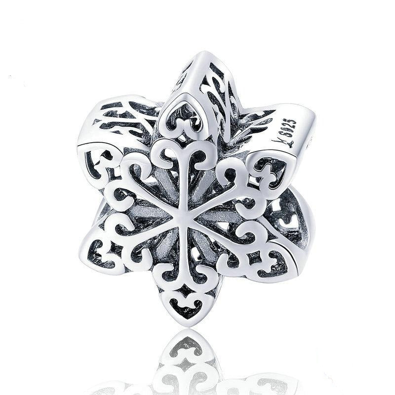 Evele foreign trade supply winter snowflakes to send girlfriend gifts S925 sterling silver bracelet silver beads SCC719